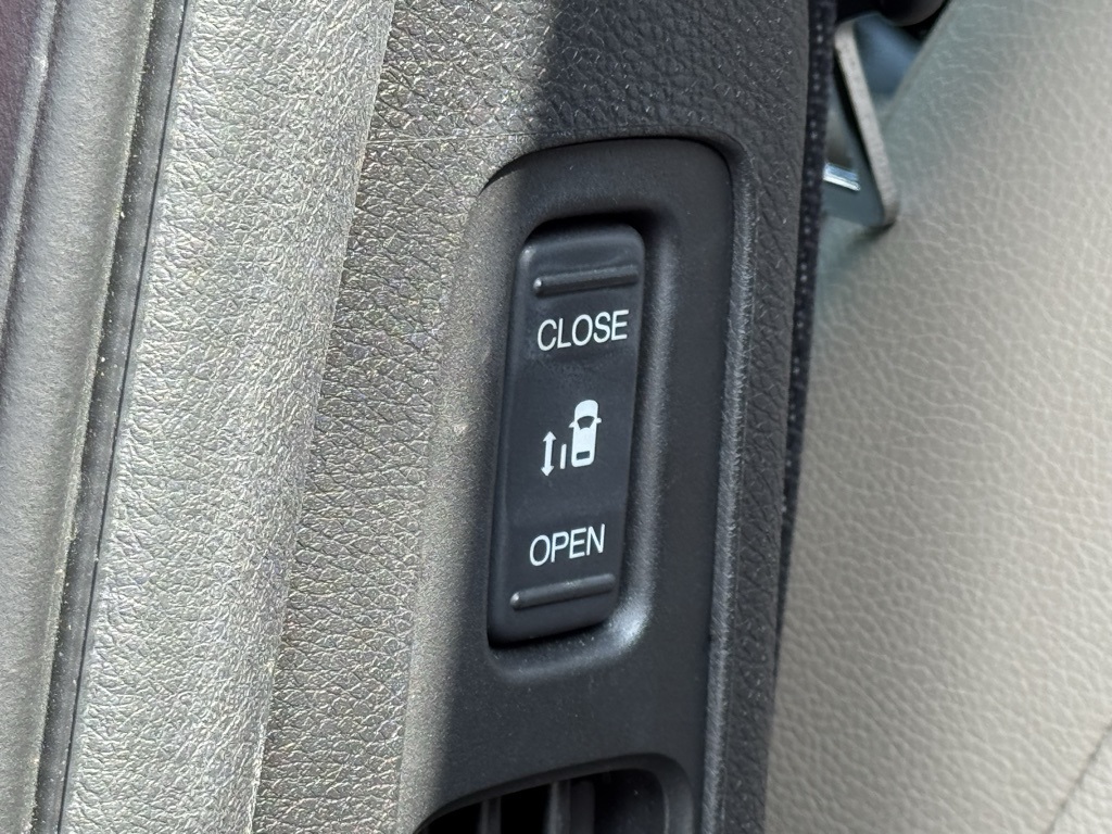 2022 Honda Odyssey EX-L photo 30