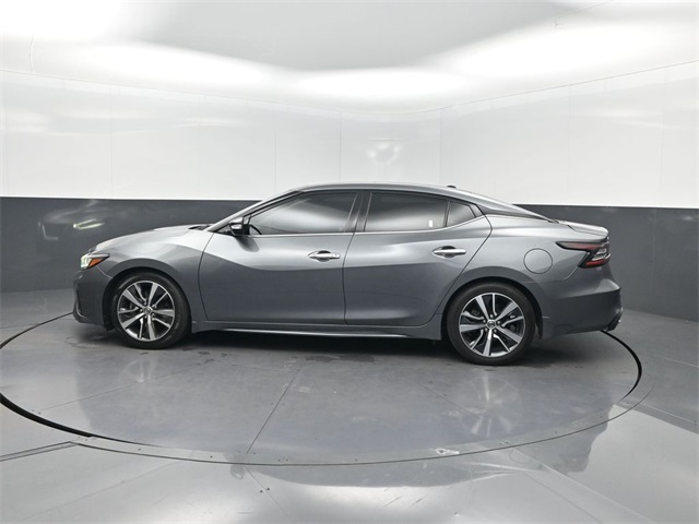 2020 Nissan Maxima SL photo 2