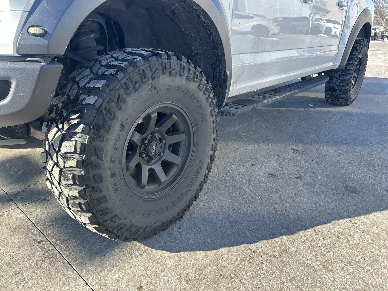 Used 2019 Ford F-150 Raptor with VIN 1FTFW1RGXKFC86034 for sale in Kansas City