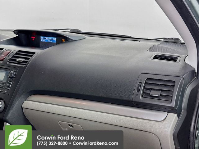 2015 Subaru Forester 2.5i Premium photo 25