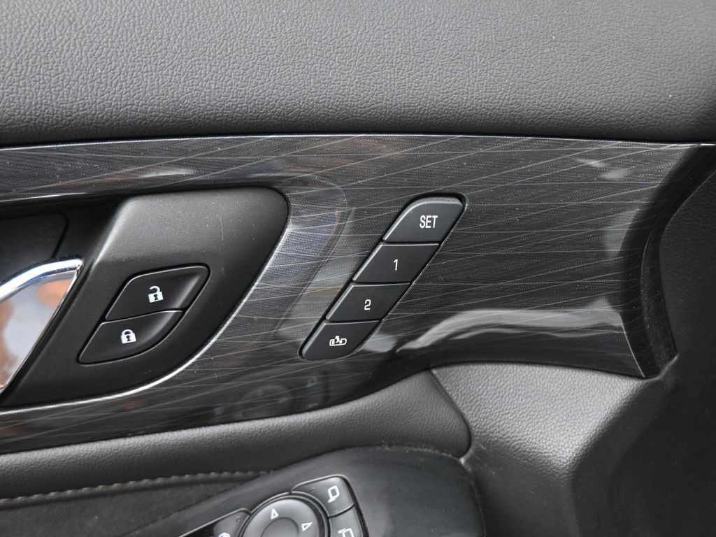 2023 Chevrolet Traverse High Country photo 34