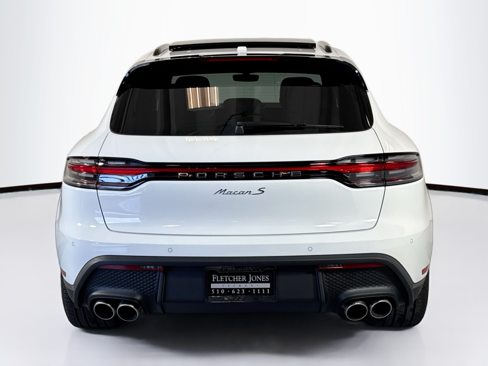 2025 Porsche Macan S photo 9
