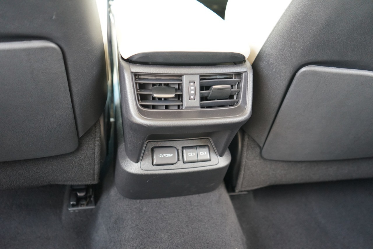 2025 Lexus ES 350 photo 31