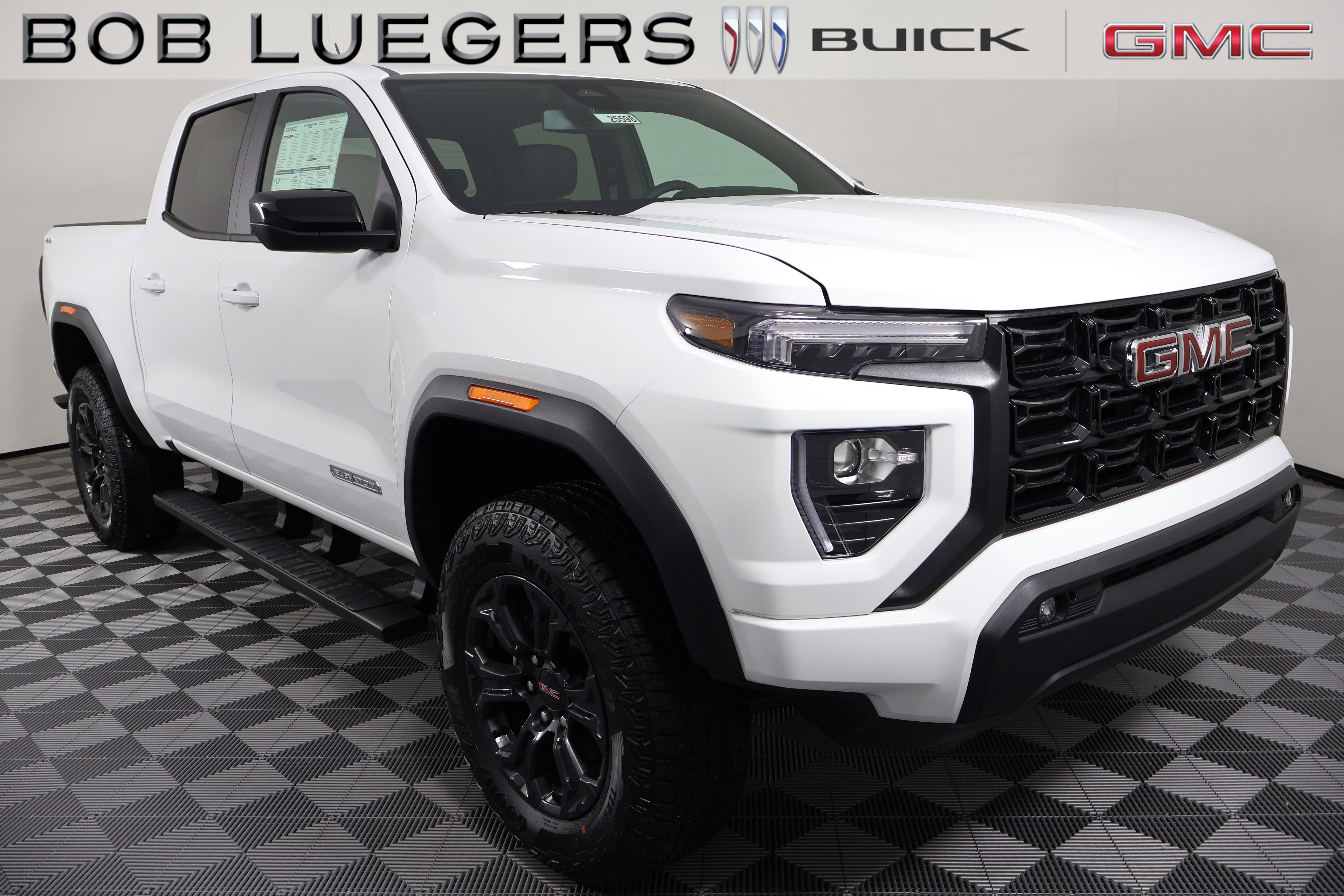 2025 GMC Canyon Elevation's photo