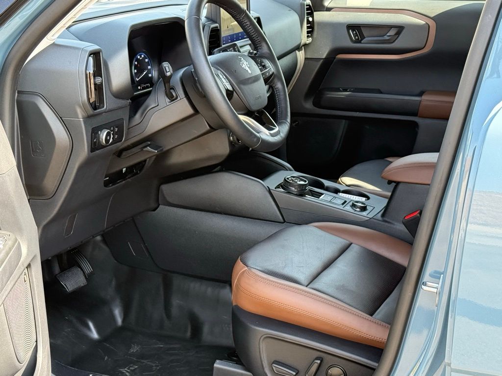 2023 Ford Bronco Sport Badlands photo 7