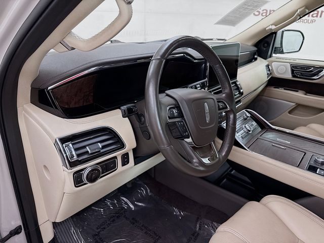 2020 Lincoln Navigator L Reserve photo 9