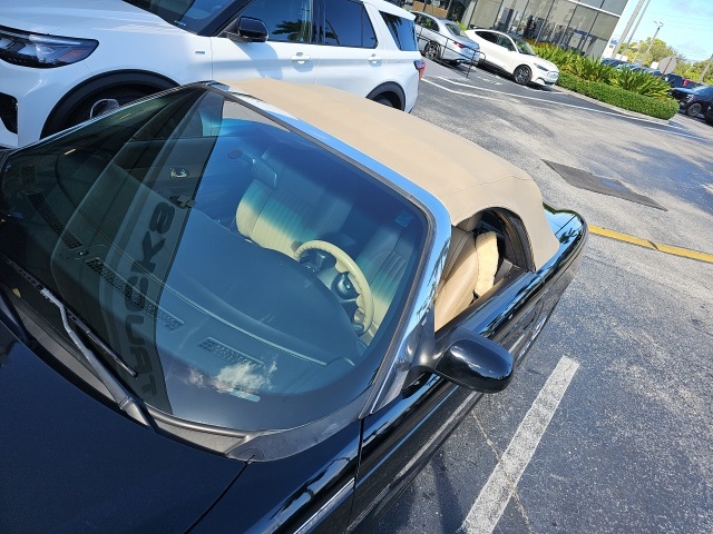 2005 Ford Thunderbird Base photo 3