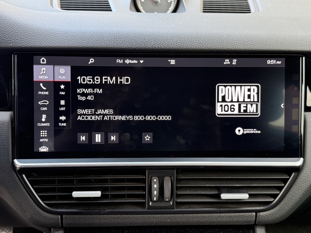 2019 Porsche Cayenne Base photo 23