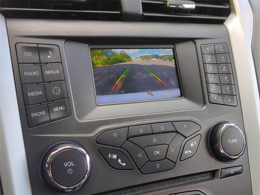 2016 Ford Fusion SE photo 15