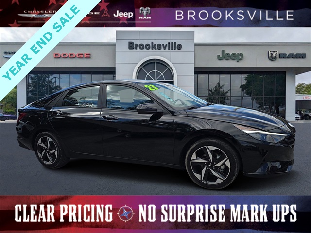 2023 Hyundai Elantra SEL's photo