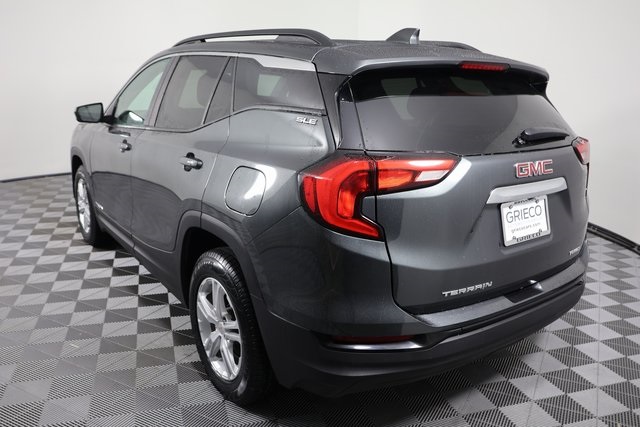 2021 Gmc Terrain SLE photo 2