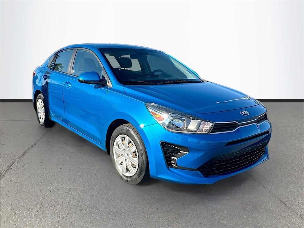 2021 Kia Rio S's photo