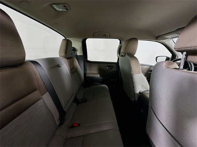 2022 Nissan Frontier SV photo 24