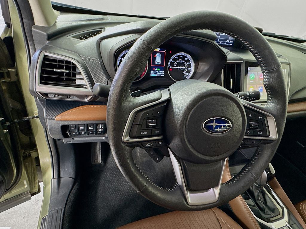2020 Subaru Forester Touring photo 11