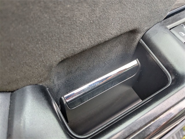 2022 Ford F-150 Platinum photo 14