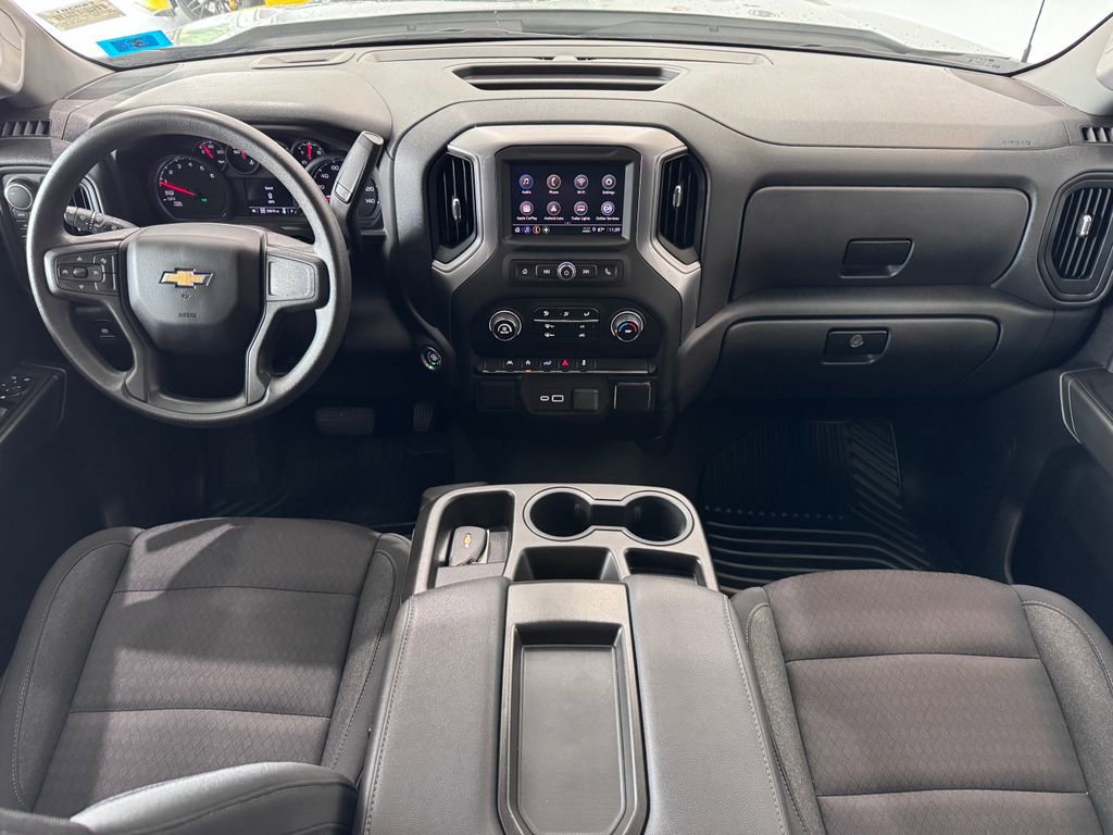 2024 Chevrolet Silverado 1500 Custom photo 10