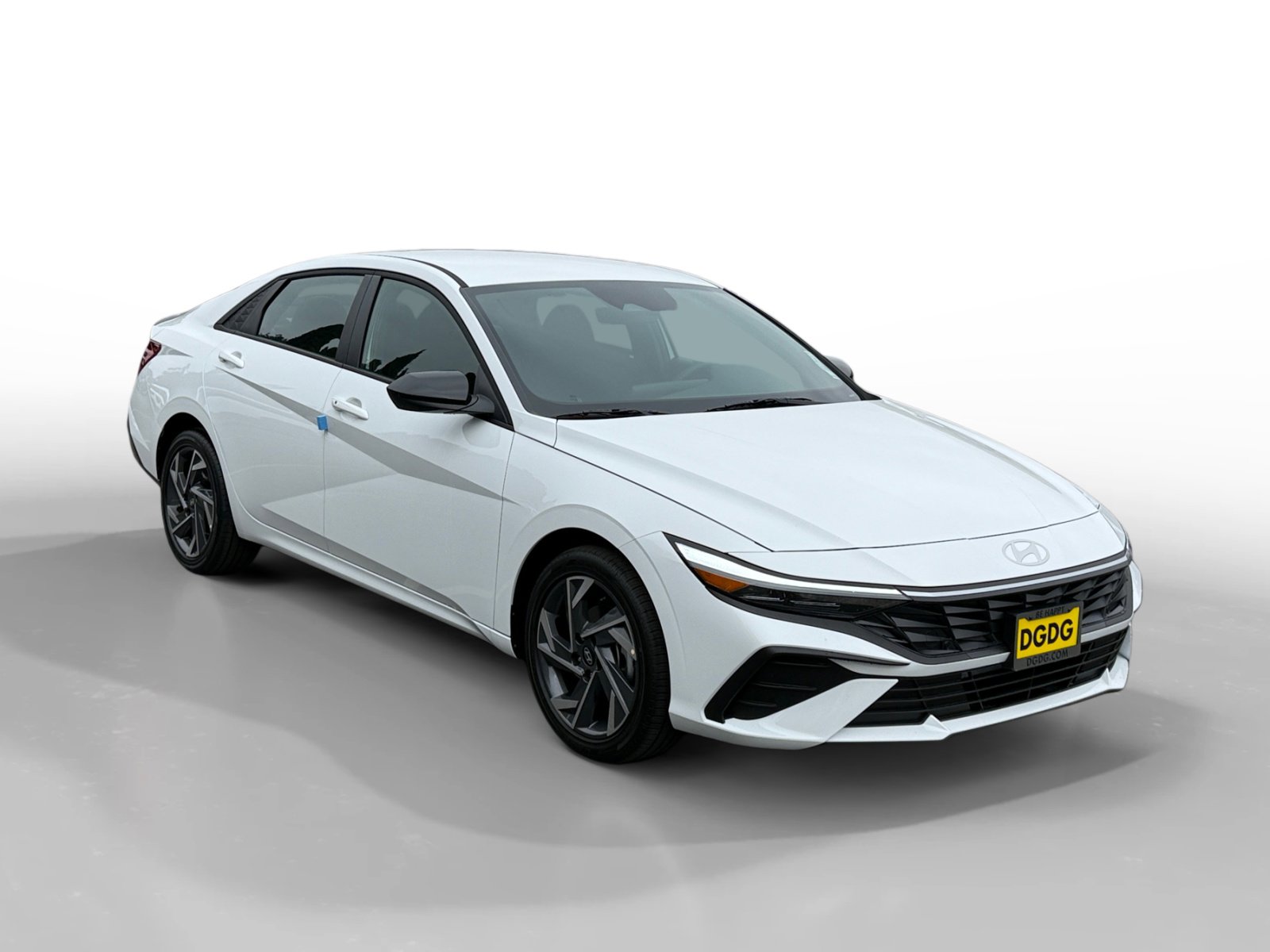 2025 Hyundai Elantra SEL Sport photo 7
