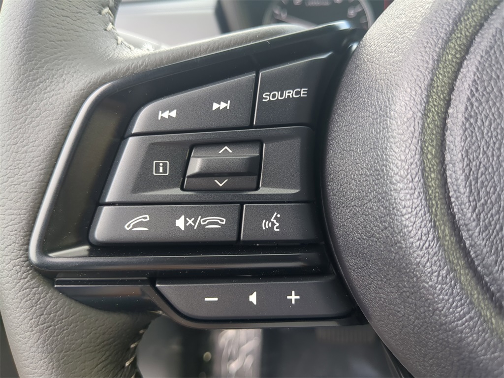 2025 Subaru Forester Premium photo 24