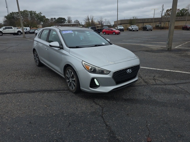 2018 Hyundai Elantra GT GT's photo