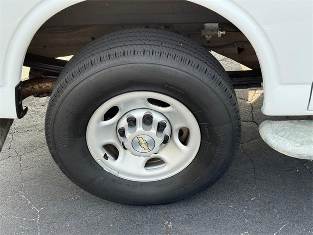 2023 Chevrolet Express Cargo 2500 photo 10