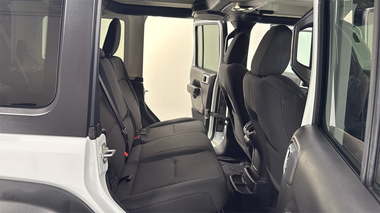 2023 Jeep Wrangler Base 4xe photo 17