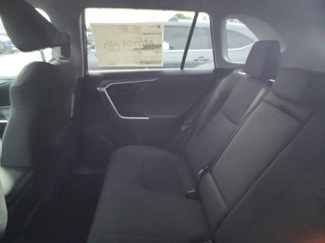 2025 Toyota RAV4 LE photo 11
