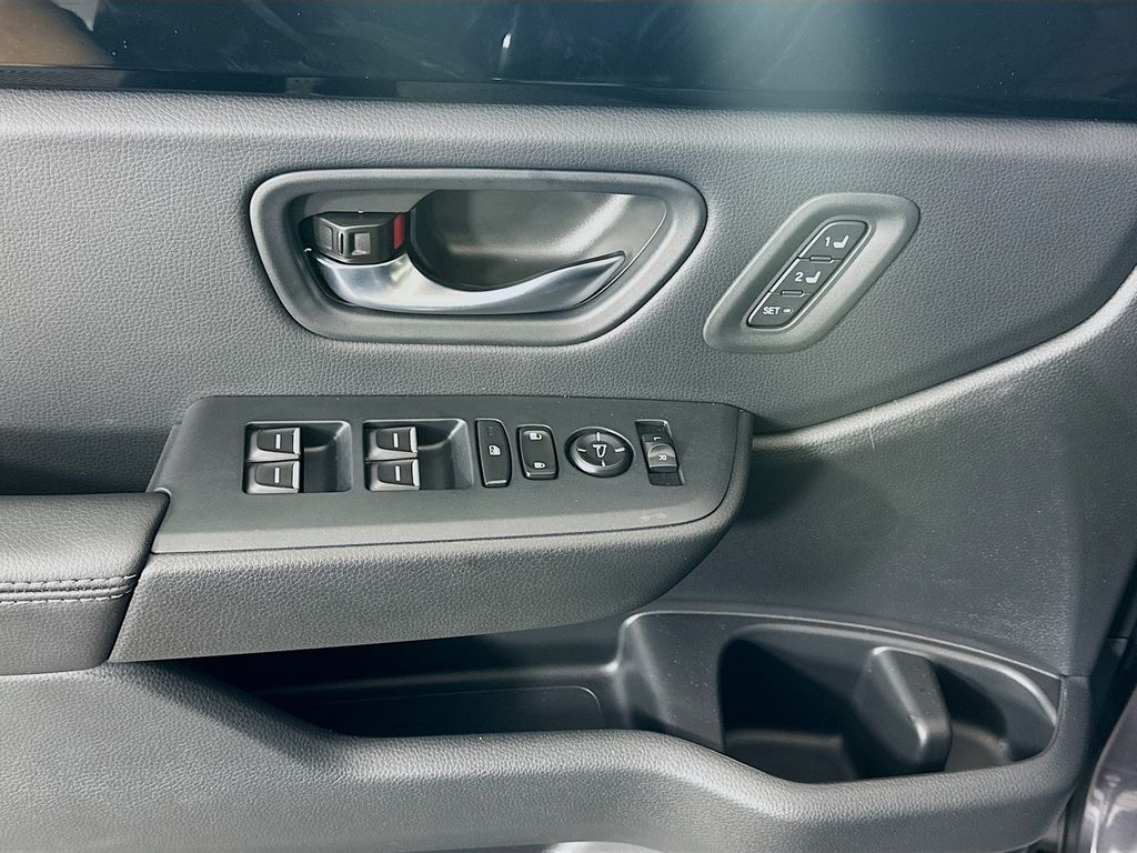 2025 Honda Pilot EX-L photo 16