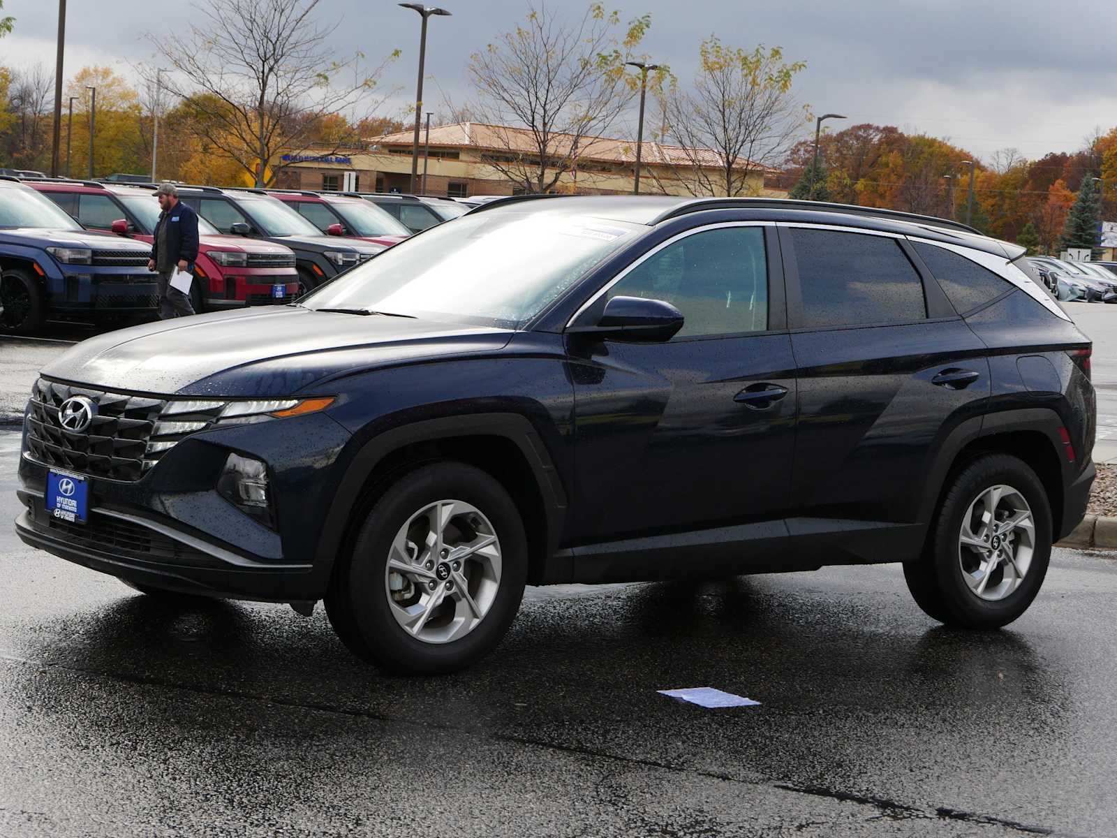 Certified 2024 Hyundai Tucson SEL with VIN KM8JBCDE6RU307244 for sale in Mankato, Minnesota