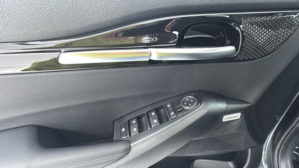 2026 Kia Seltos SX photo 20