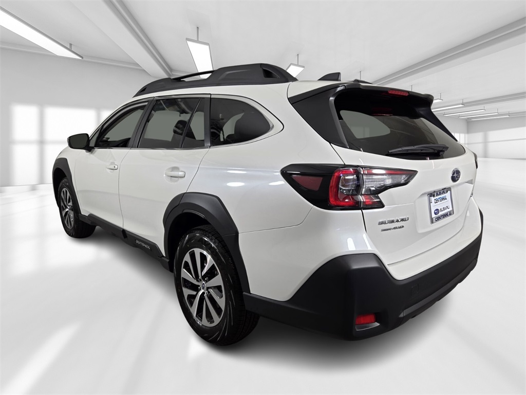 2025 Subaru Outback Premium photo 3