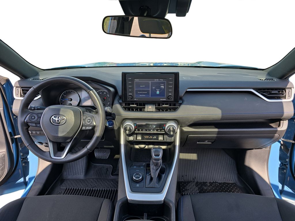 2022 Toyota RAV4 Hybrid SE photo 9