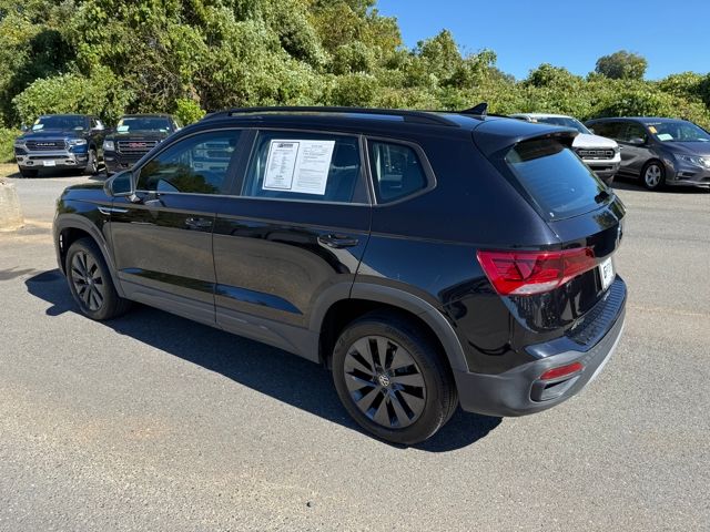 2024 Volkswagen Taos S photo 3