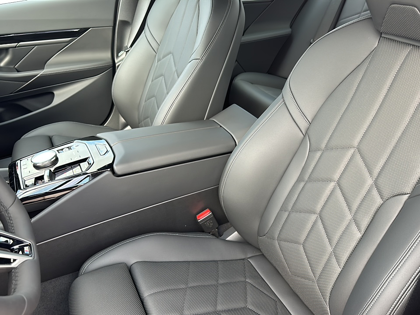 2025 Bmw 530i photo 4