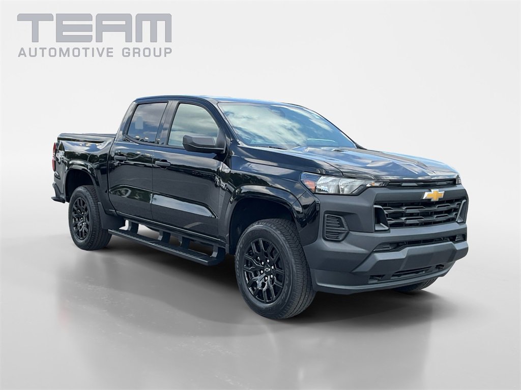 2026 Chevrolet Colorado Work Truck's photo