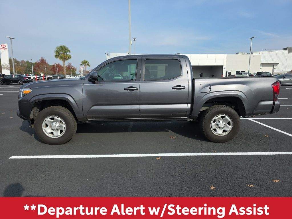 2022 Toyota Tacoma SR photo 3