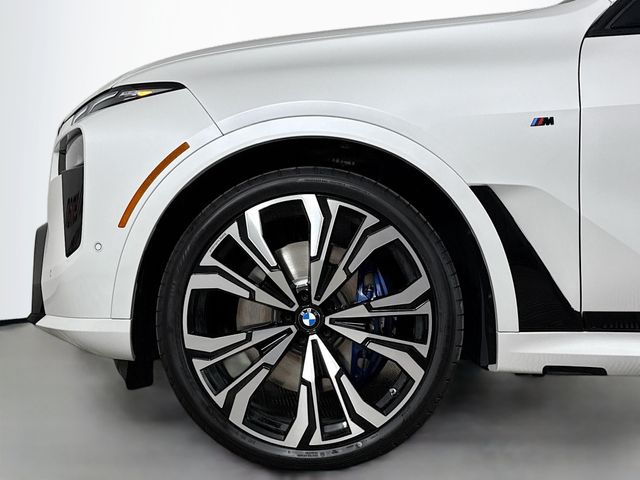 New 2026 White BMW M60i image 36