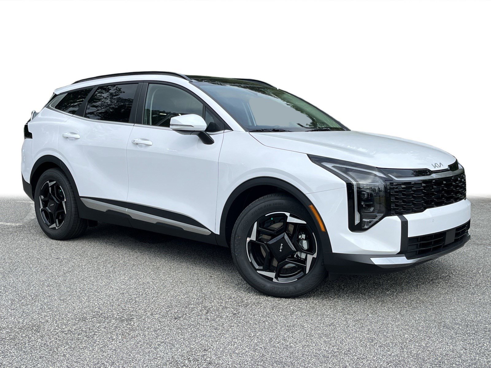 2026 Kia Sportage EX photo 2