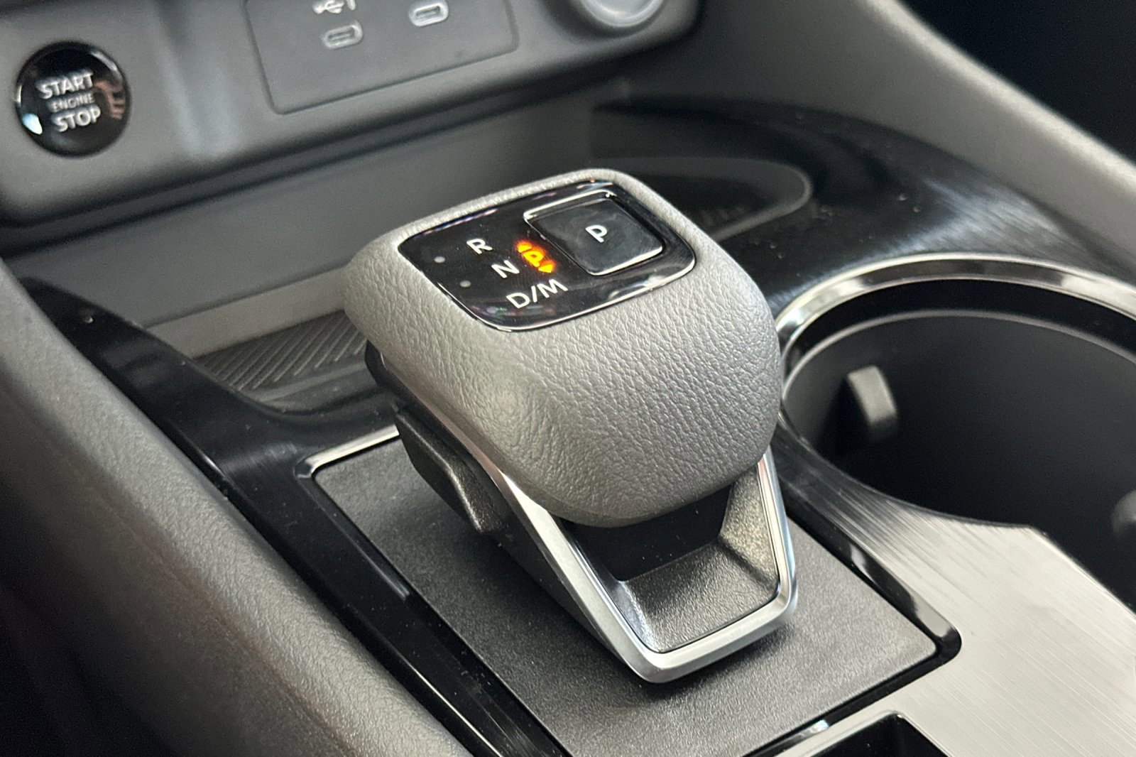 2026 Nissan Rogue SV photo 20