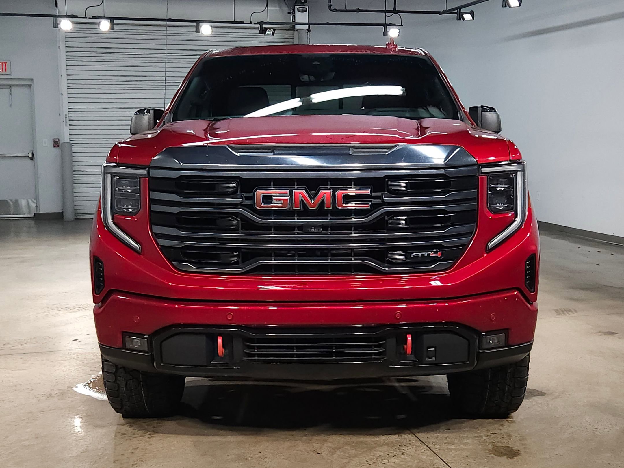 Used 2024 GMC Sierra 1500 AT4 with VIN 3GTUUEE84RG168377 for sale in Little Rock