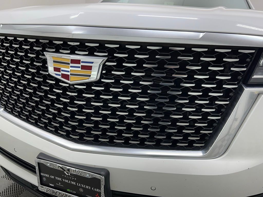 2023 Cadillac Escalade ESV Premium Luxury photo 4