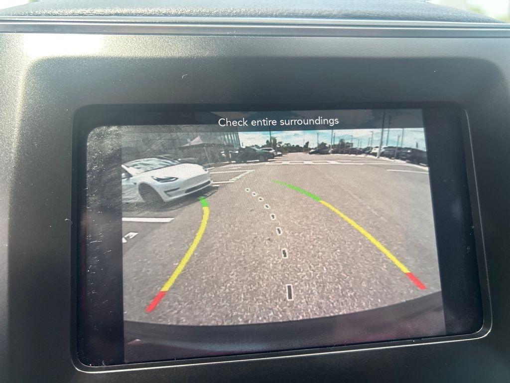 2021 Jeep Cherokee Latitude photo 34