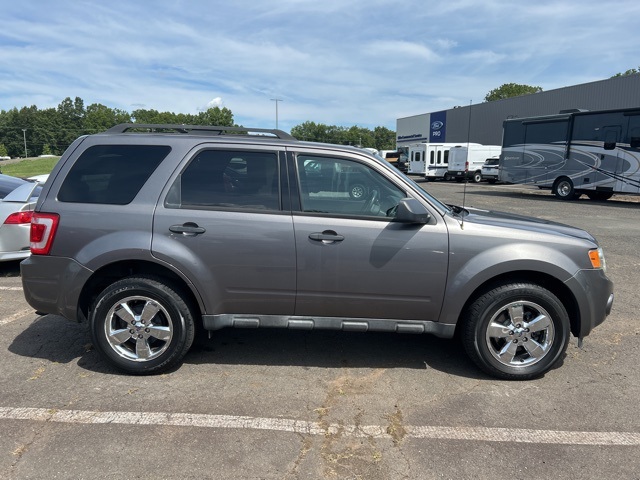2010 Ford Escape XLT photo 8
