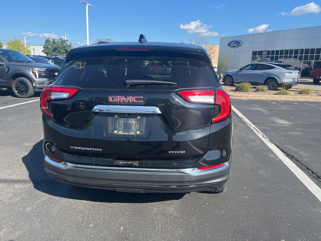 2024 Gmc Terrain SLT photo 8
