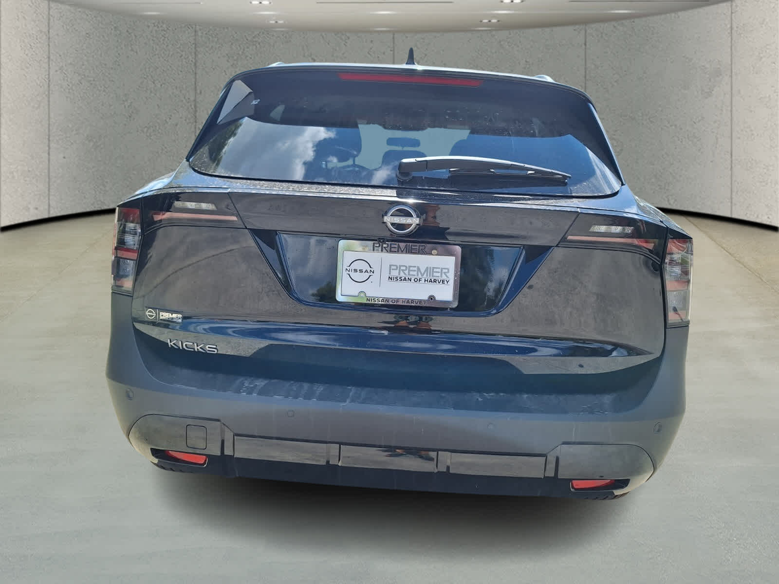 2026 Nissan Kicks SV photo 4