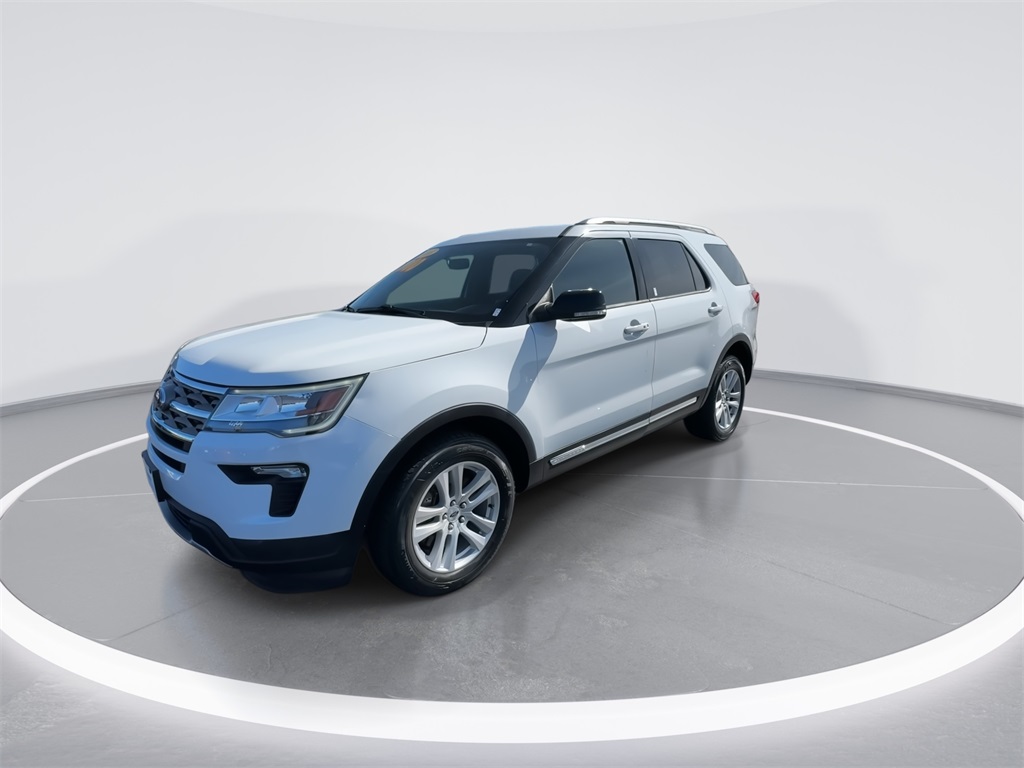 2018 Ford Explorer XLT photo 4