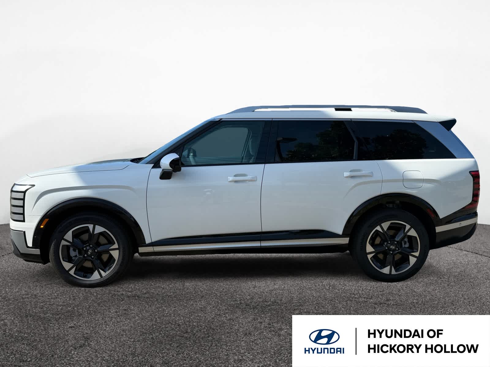 2026 Hyundai Palisade Limited photo 2