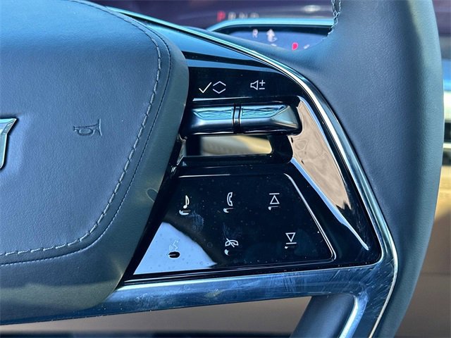 2025 Cadillac Escalade IQ Luxury 2