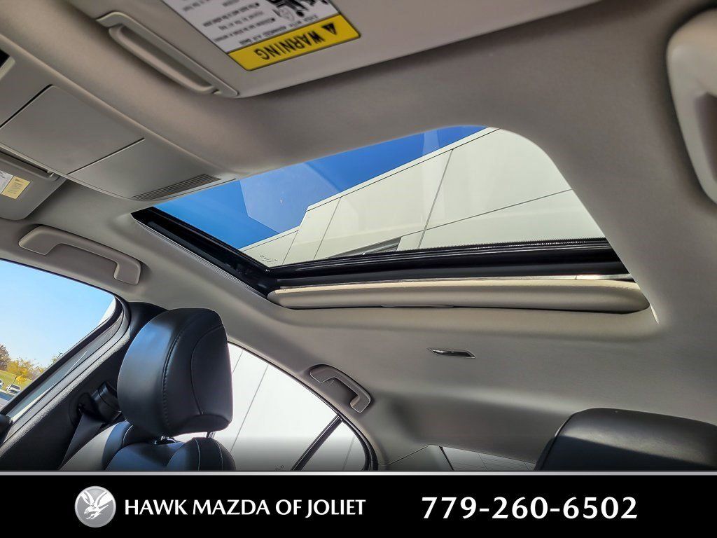 2025 MAZDA MAZDA3 - Image 9