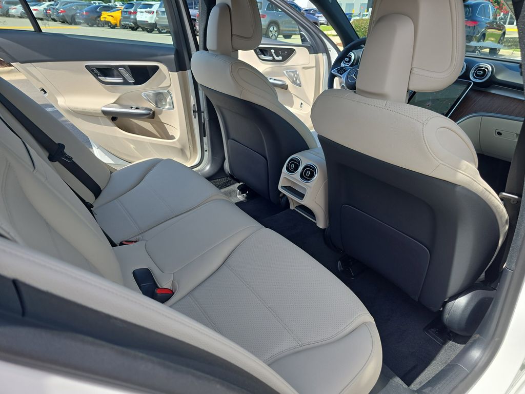 2025 Mercedes Benz C 300 photo 10