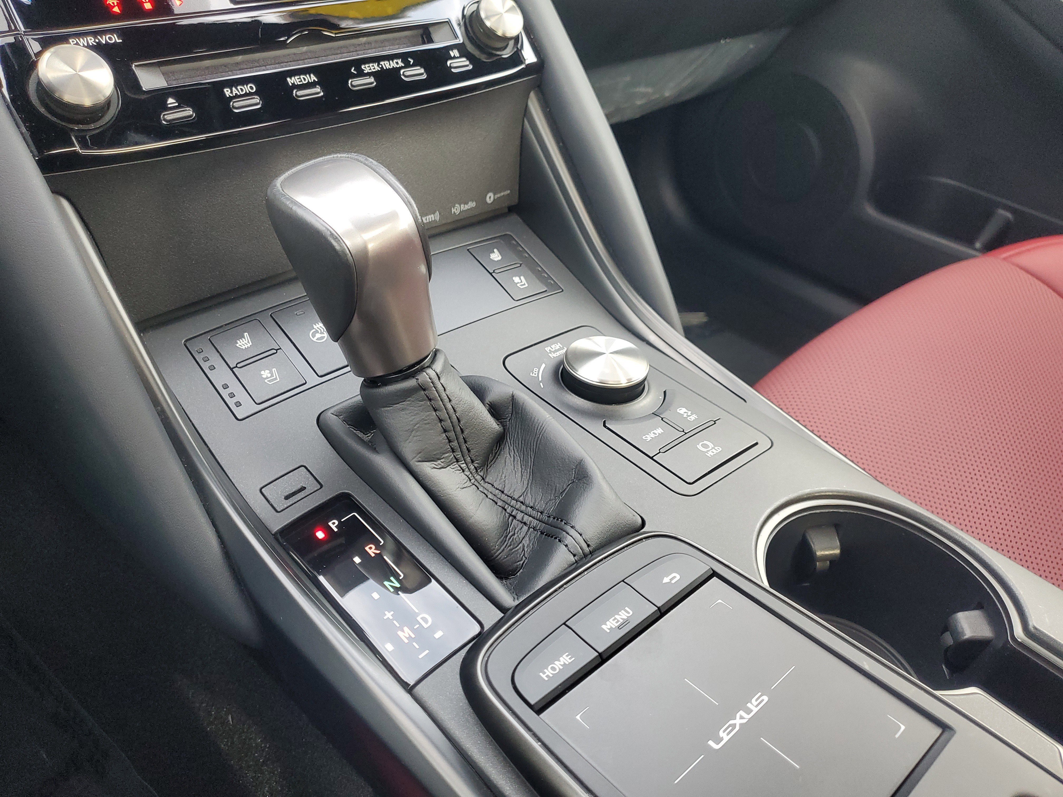 2024 Lexus IS 300 photo 30